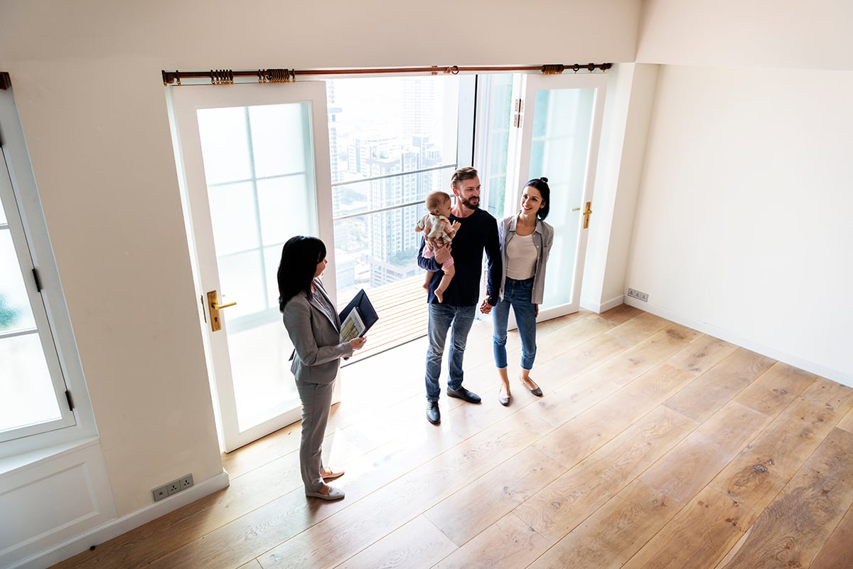 A top real estate agent impressing clients with white glove service